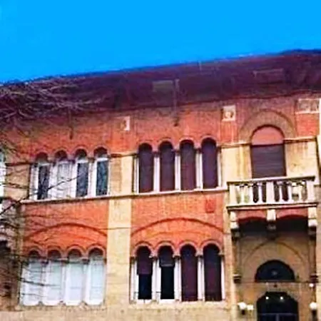 فندق Bianchi فياريجيو